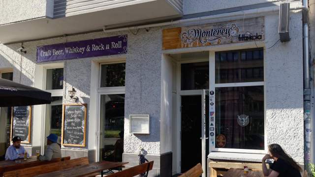 Image of Monterey Bar